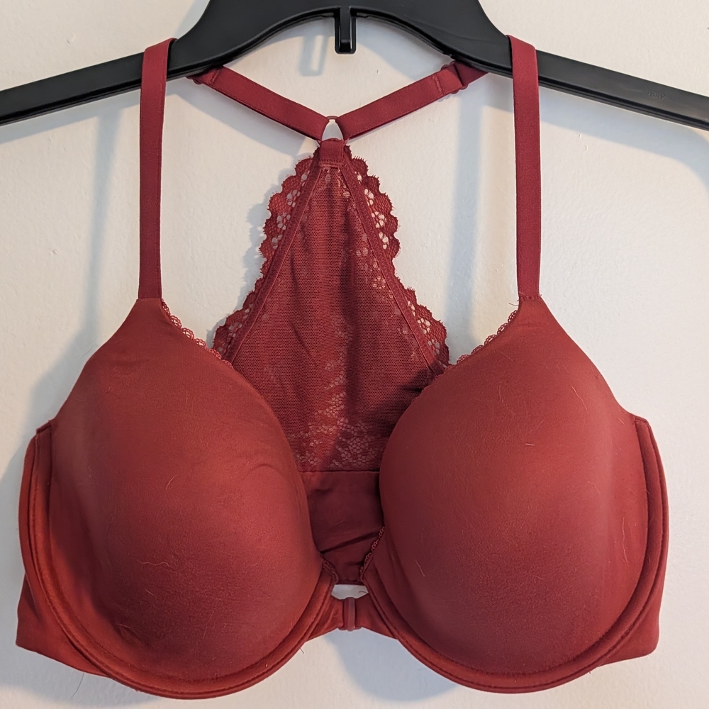 Victoria's Secret Lace-Back Bra in Rich Burgundy